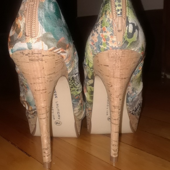 Open toe heels only worn once - Picture 2 of 4